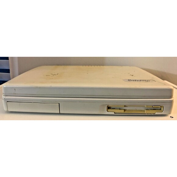 Vintage Toshiba Satellite Laptop - UNTESTED - T1950CS/200 PA1152U VT - FOR PARTS - Picture 8 of 14